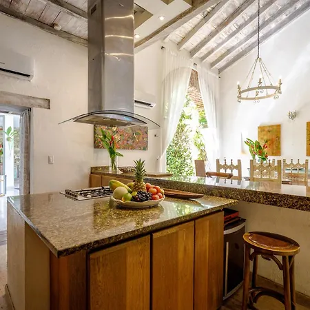 Hotel Casa Santagua 4*